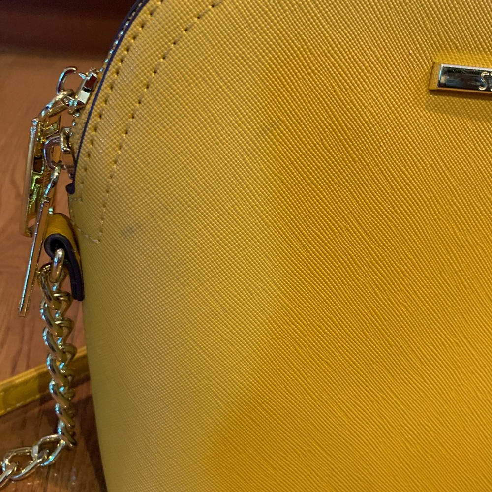 Steven Madden small dome crossbody - Picture 3 of 5